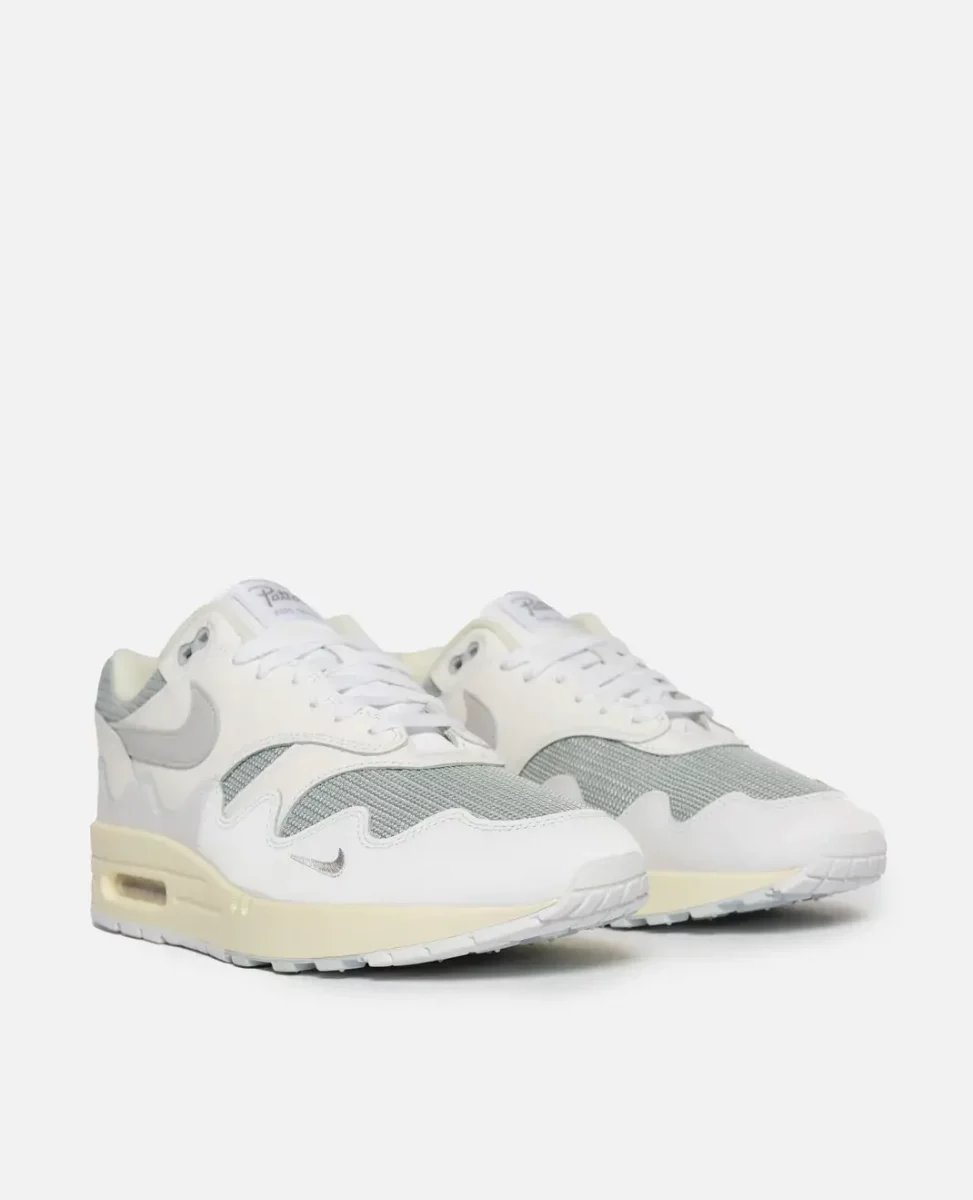 air max 1 patta white the wave pair