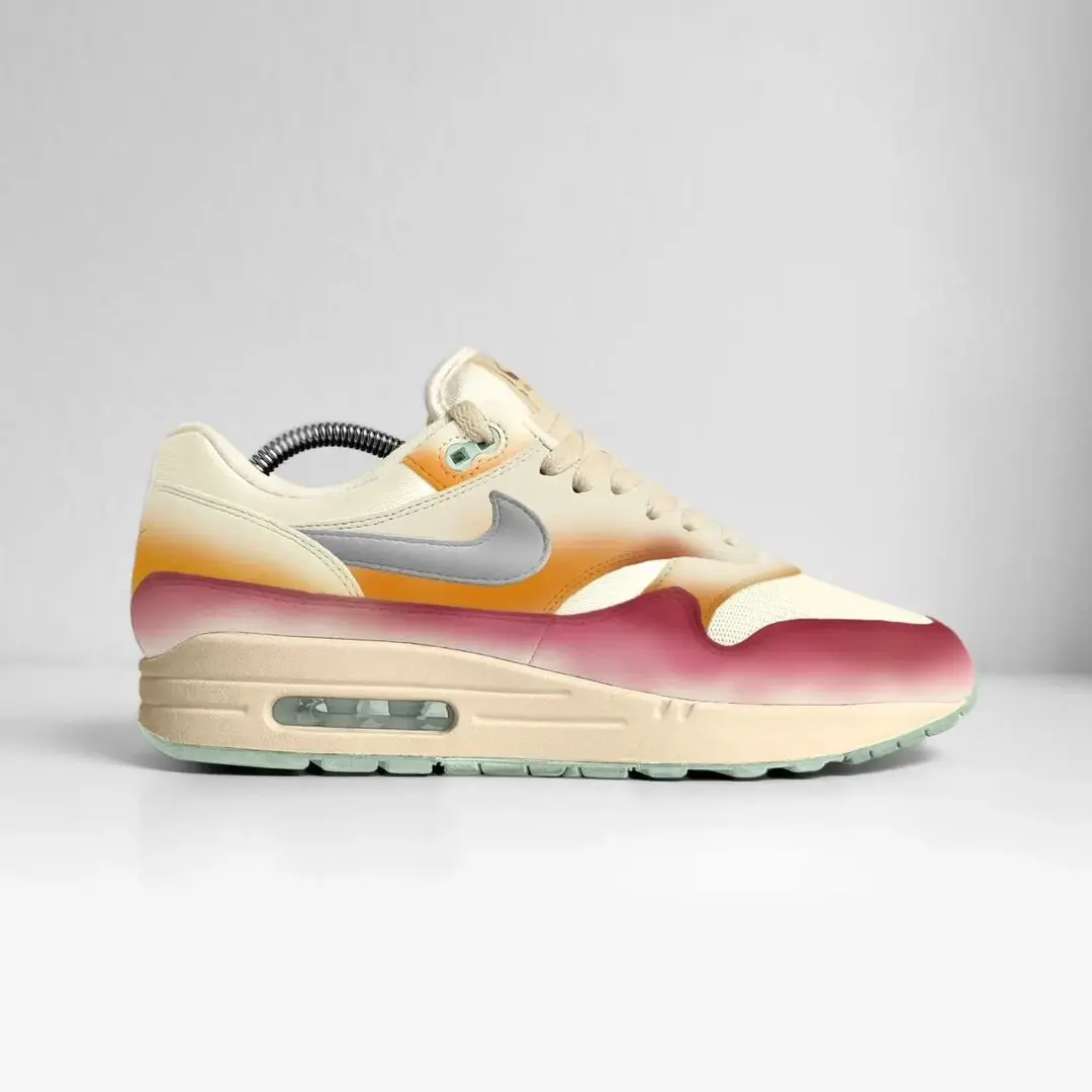 first look air max 1 sofvi