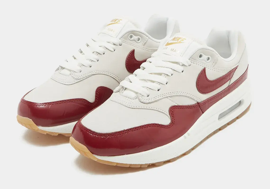 air max 1 lx team red leather pair