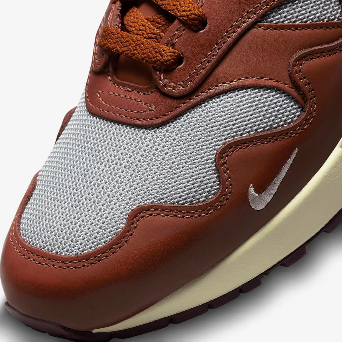 Patta x Nike Air Max 1 'Dark Russet' - The Second Wave toebox