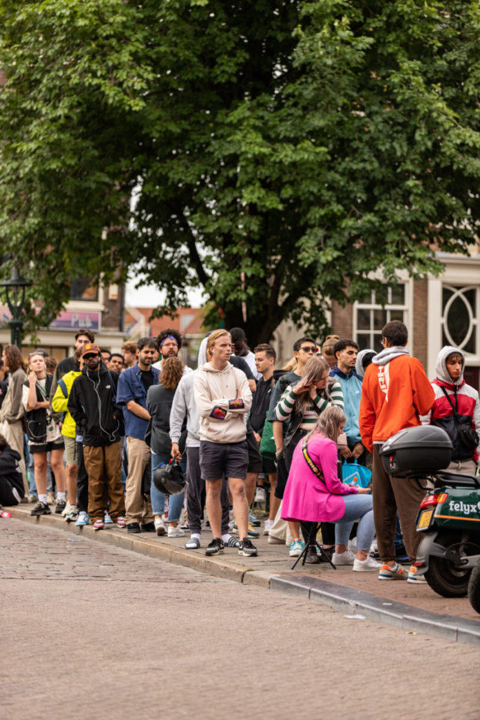 patta air max 1 white the wave store opening queue down the road