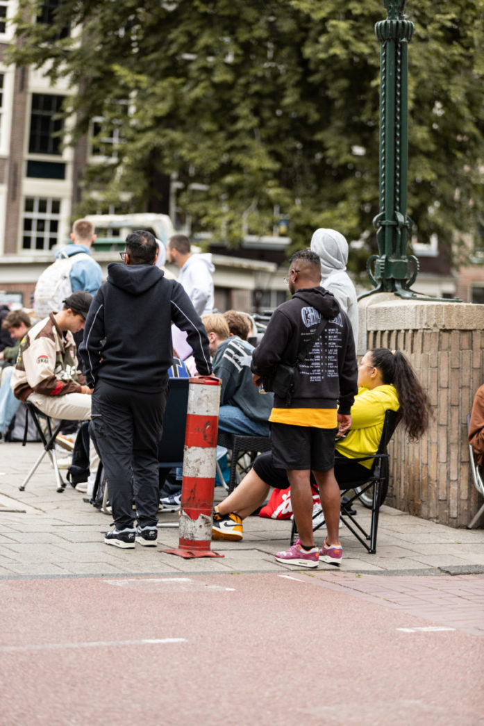 patta air max 1 white the wave store opening people outside