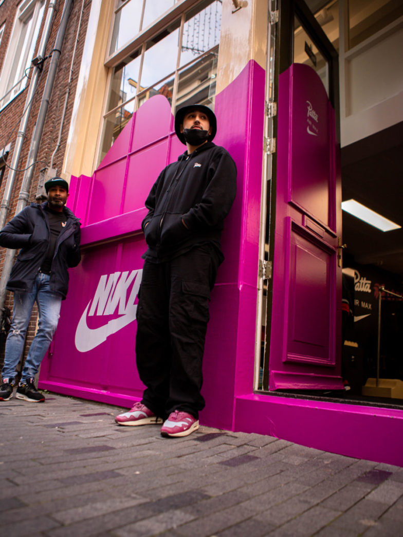 patta x nike air max 1 the wave rush maroon store release - security