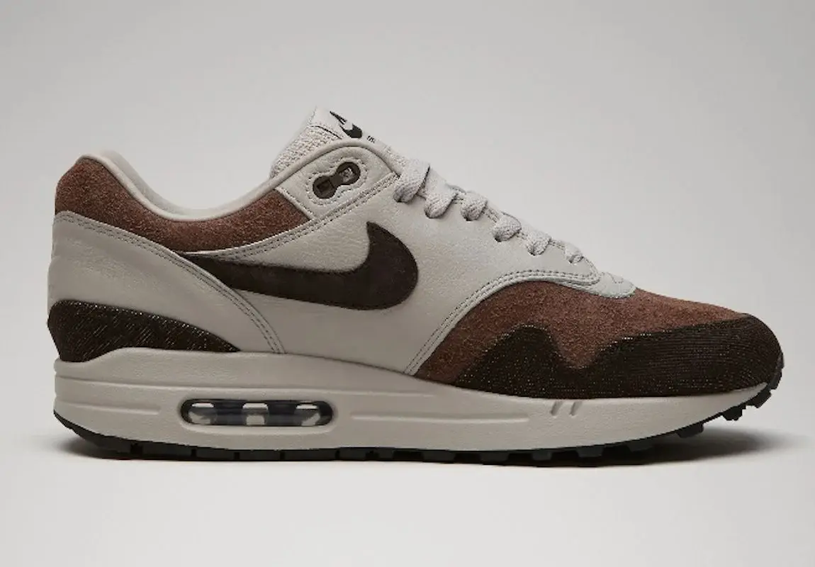 size? x nike air max 1 velvet brown right view