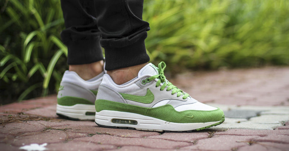 air max 1 chlorophyll