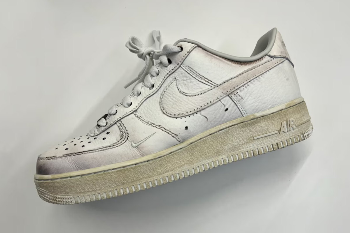 Nike gaat gloednieuwe, vieze Air Force 1's verkopen - Sneakerjagers