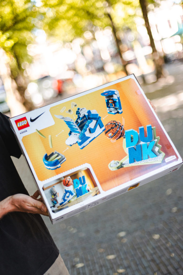 LEGO x Nike Dunk Sneakerjagers giveaway