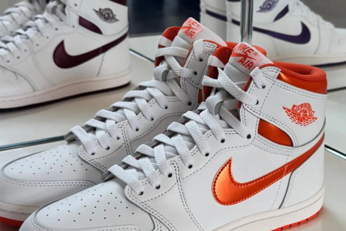 Air Jordan 1 Mid WMNS 'Panda' | Sneakerjagers