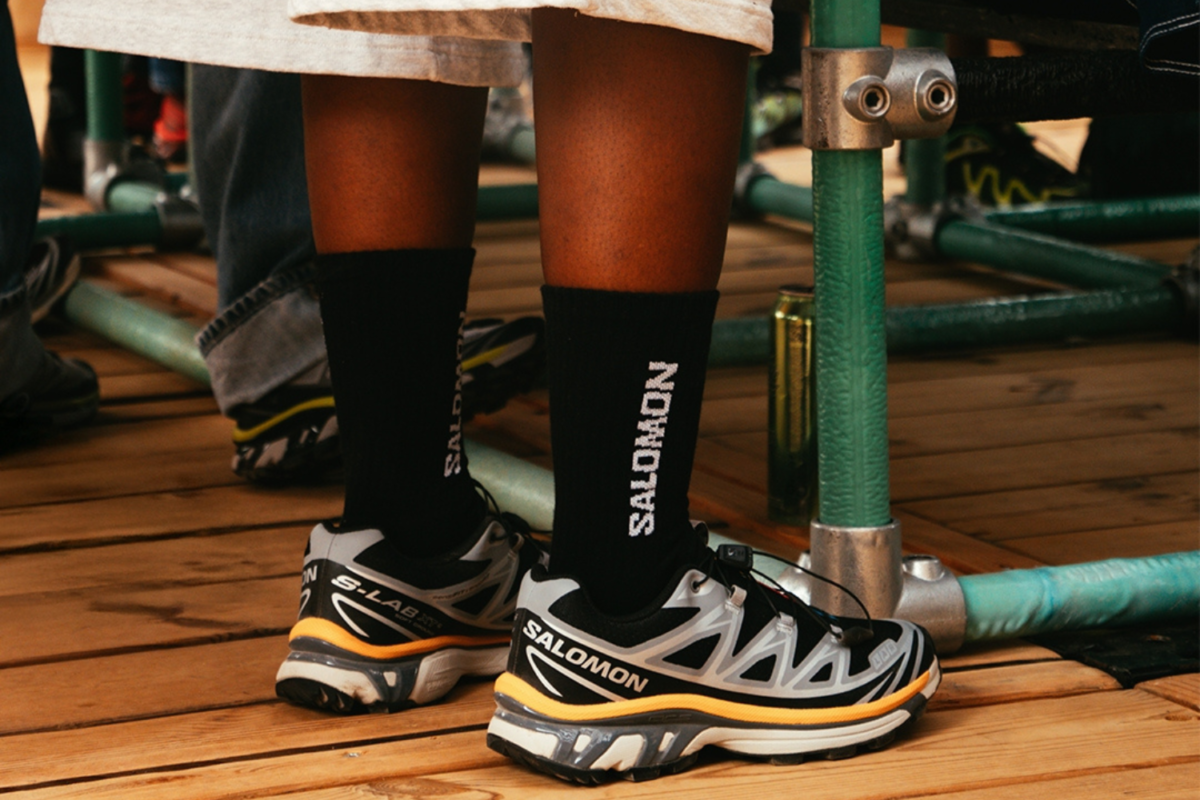 JJJJound x Salomon XT-6 'Black' | L49130300 | Sneakerjagers