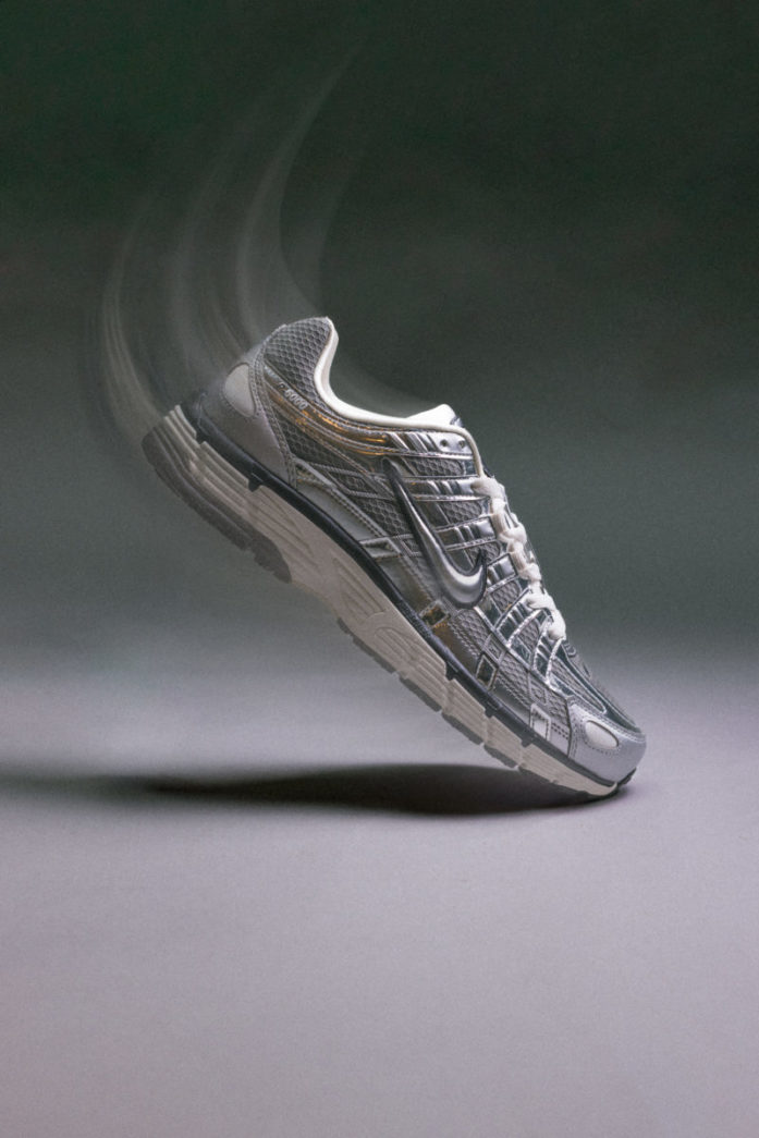 Nike P-6000 Metallic Silver Sneakerjagers