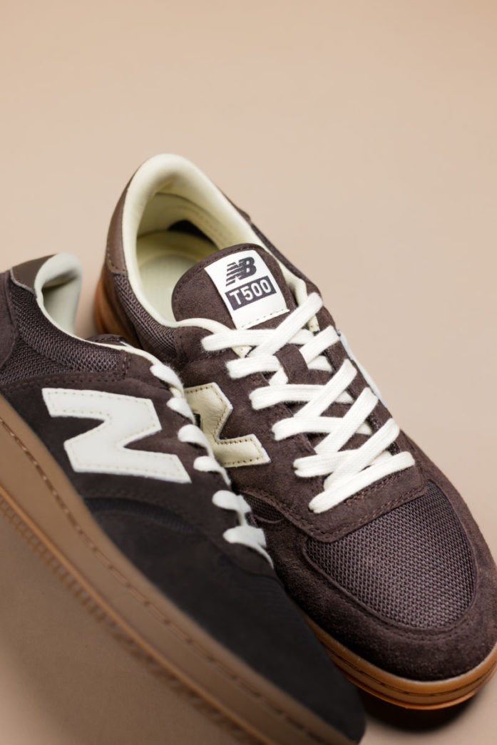AURALEE's New Balance T500 is eindelijk hier - Sneakerjagers