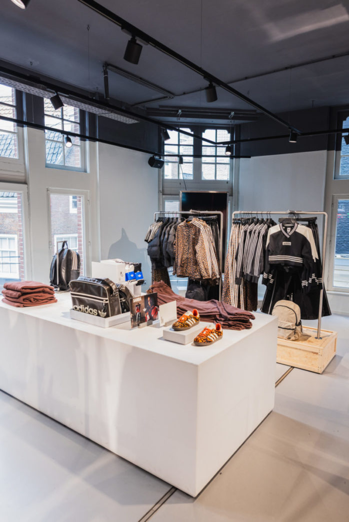 Sneakerjagers adidas Store Amsterdam
