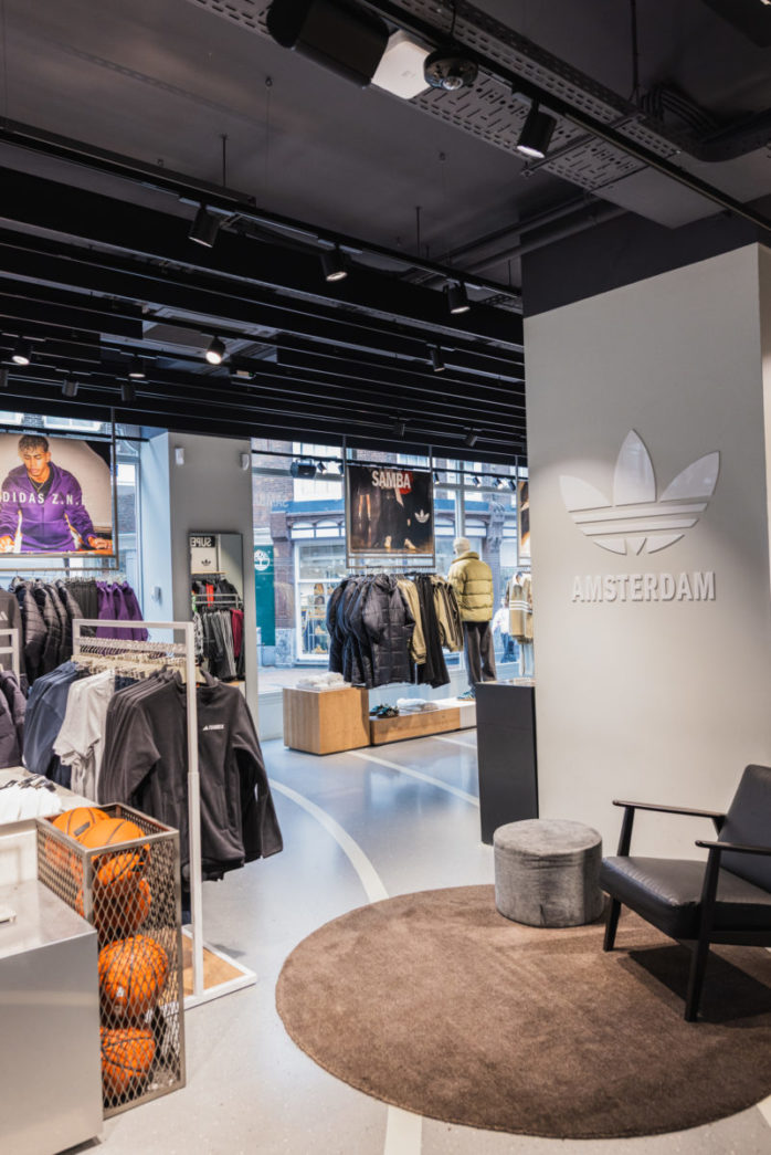 Sneakerjagers adidas Store Amsterdam