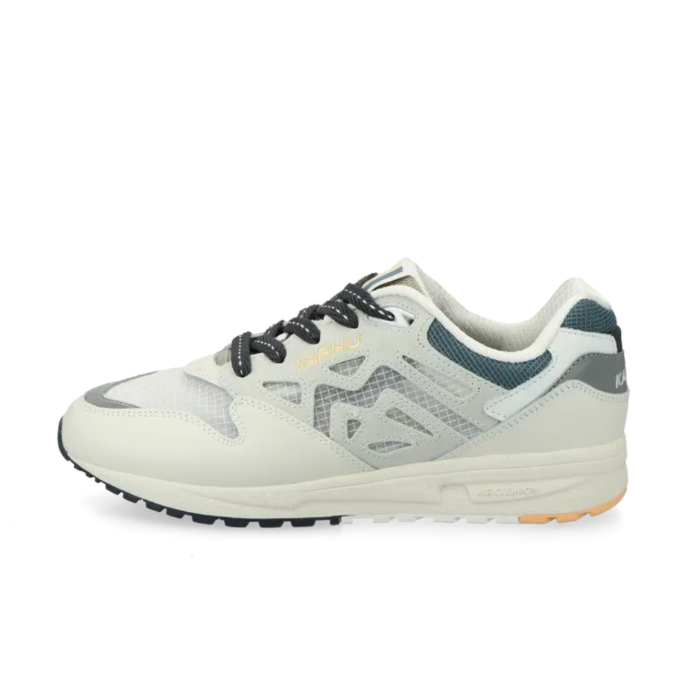 Karhu Legacy 96 | F806046 | The Drop Date
