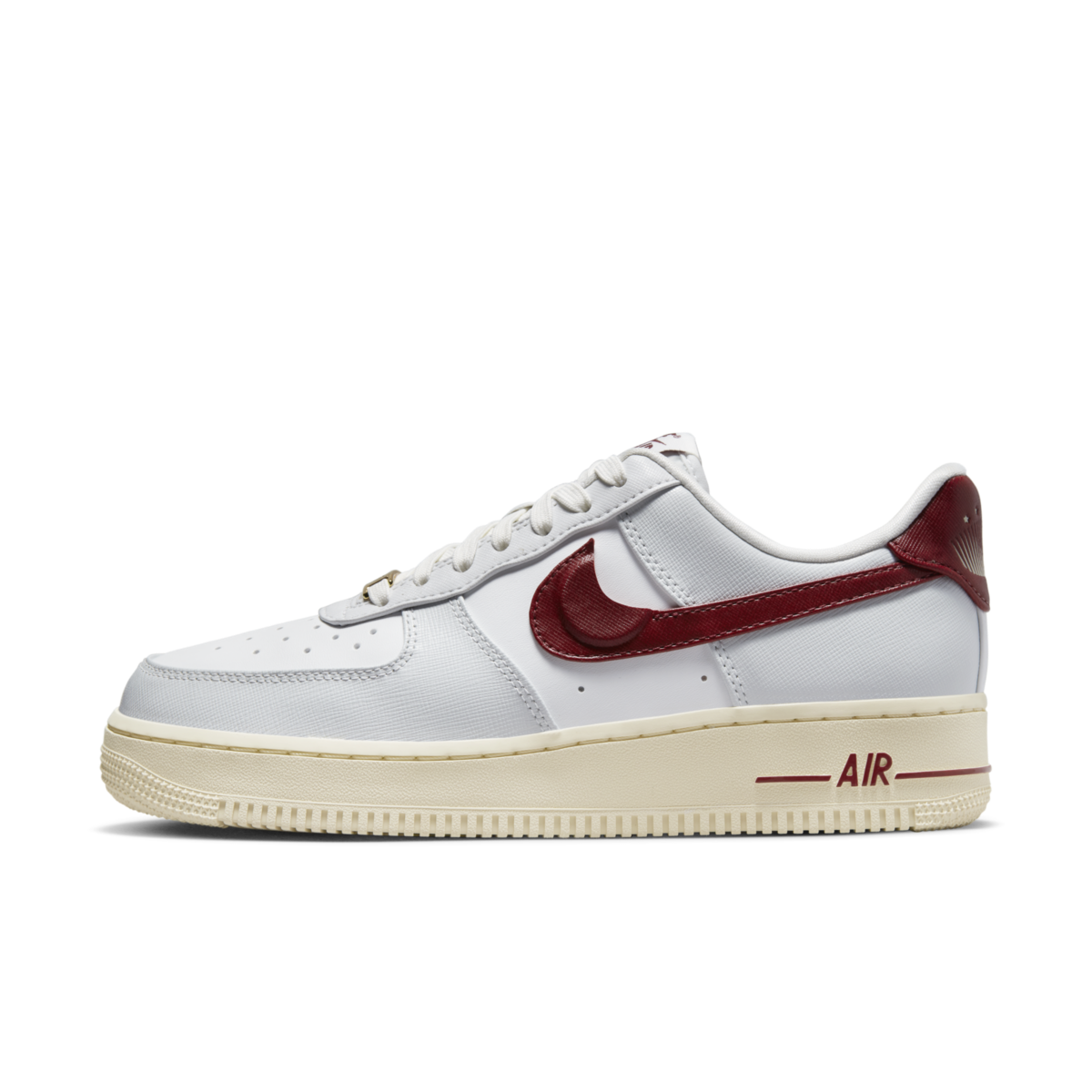 NIKE Air Force 1 '07 LV8 DV7184 001 - Shiekh