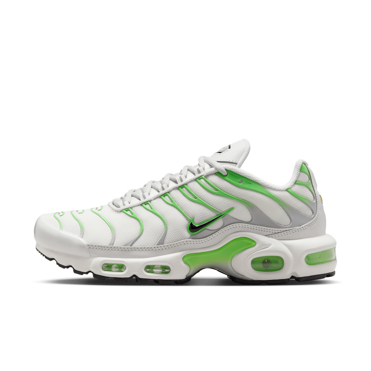 Nike Air Max Plus WMNS 'Green Strike' | DZ3671-001 | Sneakerjagers