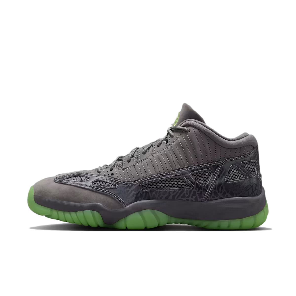 Air Jordan 11 'Quai 54' | IR2368-001 | Sneakerjagers