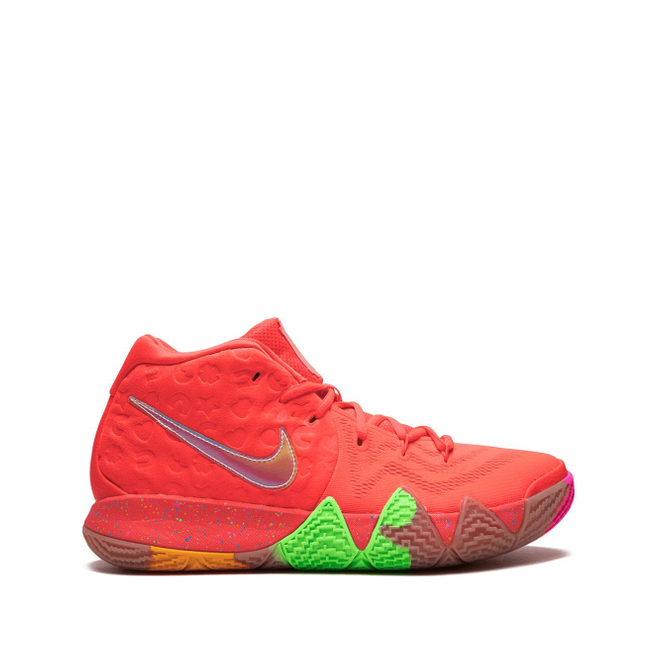 kyrie soldiers