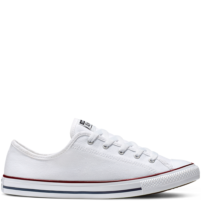 chuck taylor all star dainty low top white