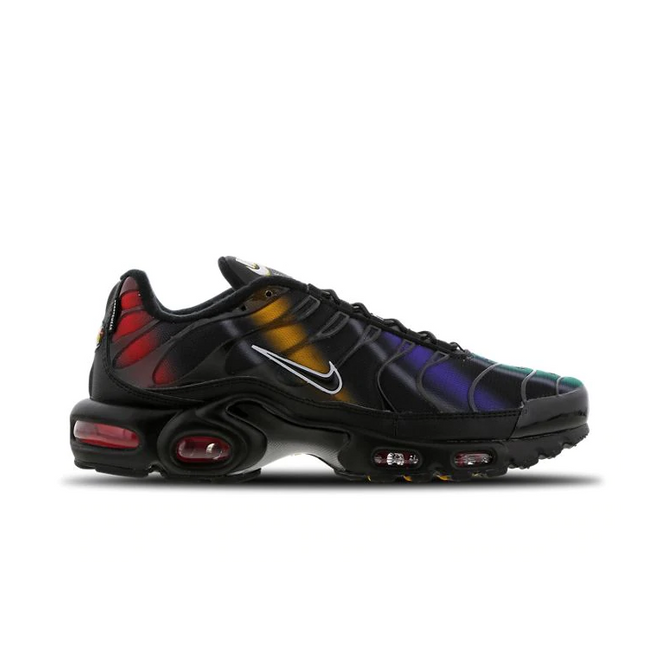 nike tuned 1 se taped