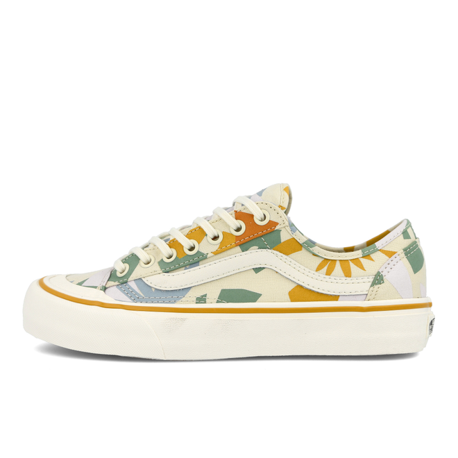 Leila Hurst x Vans Style 36 Decon SF VLXMK1 Sneakerjagers