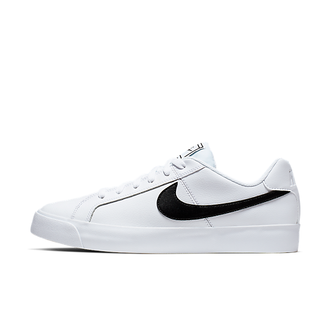 Nike COURT ROYALE AC