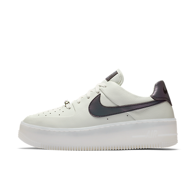 nike air force one sage low lx