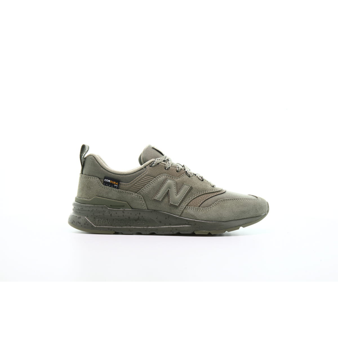 new balance 997 cm Cinosural International School