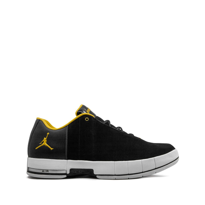 Jordan te 2 low hot sale price