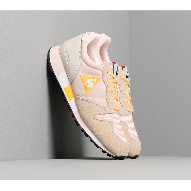 le coq sportif Omega W Cloud Pink/ Aspen Gold