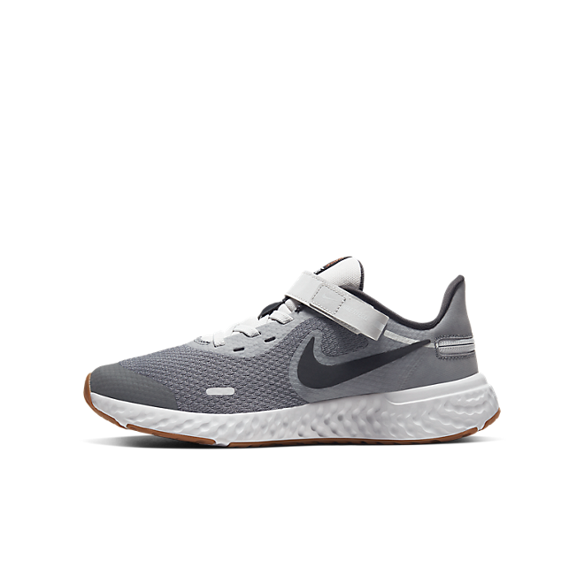 nike revolution 5 flyease junior