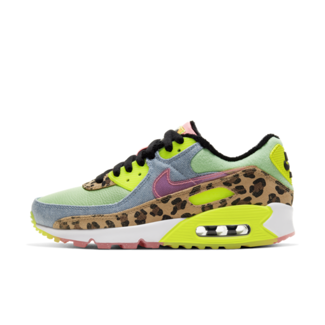 Nike Wmns Air Max 90 LX 'Illusion Green' | CW3499-300 | Sneakerjagers