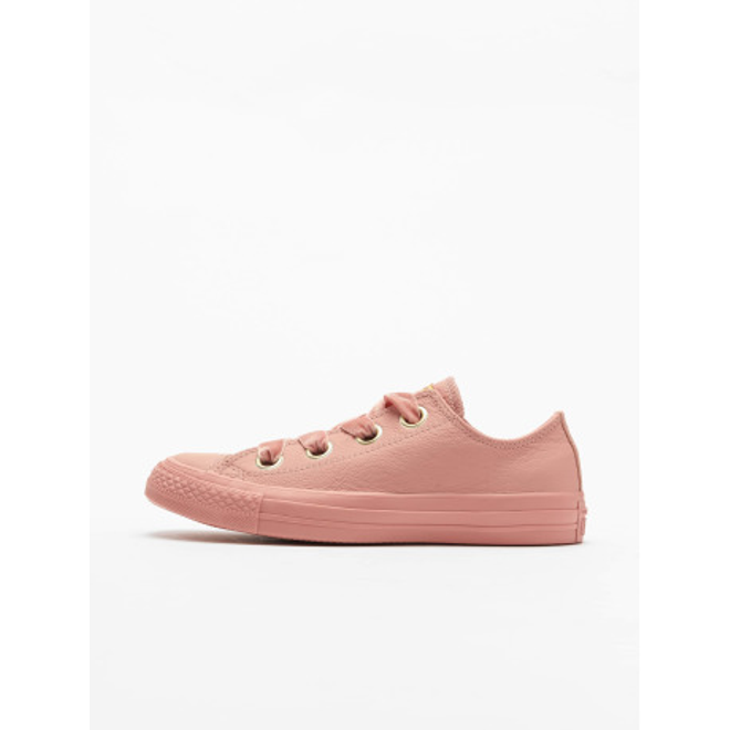 chuck taylor all star big eyelet