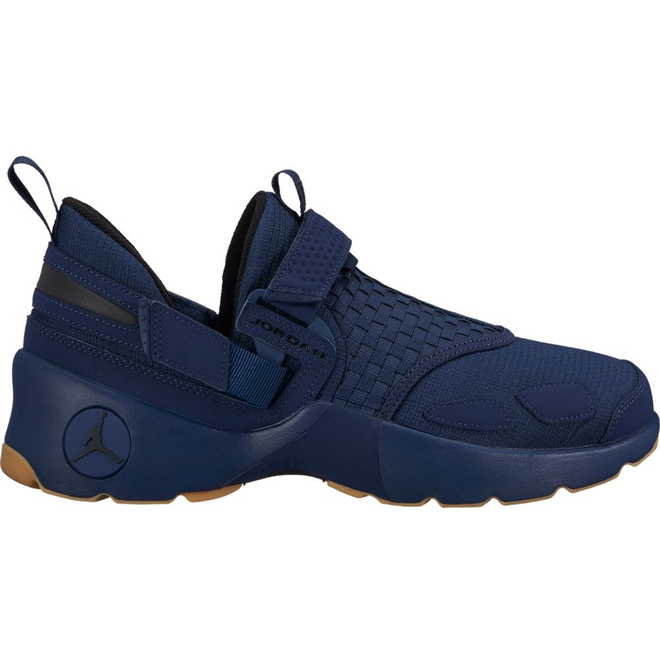 Jordan Trunner LX Navy Gum | 897992-401 | Sneakerjagers