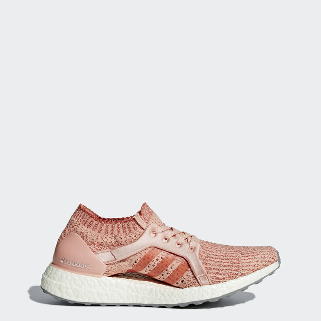 ultra boost trace pink