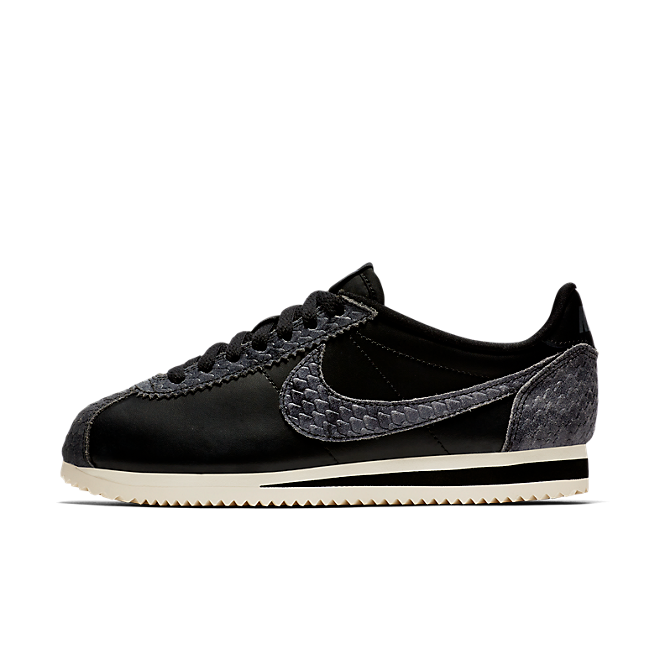 nike cortez snake