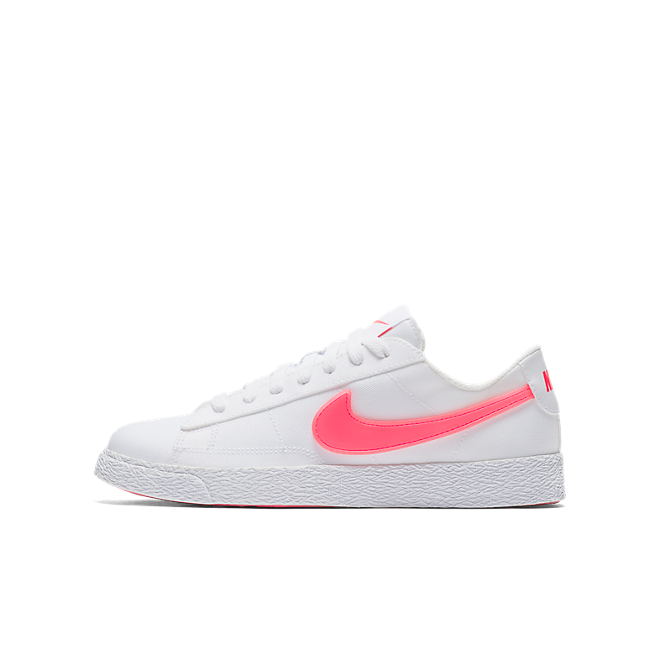 nike blazer low pop sneaker