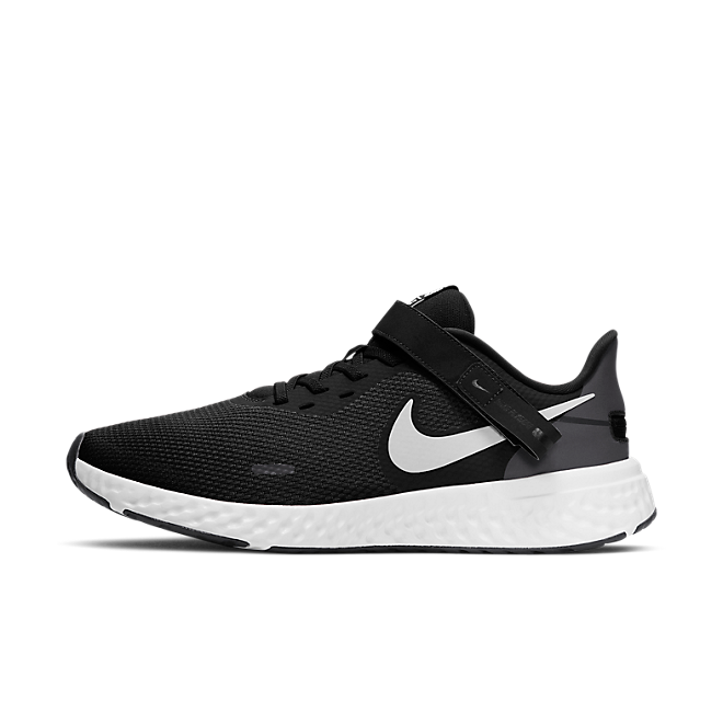 Nike Revolution 5 FlyEase
