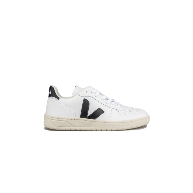 veja v10 extra white black