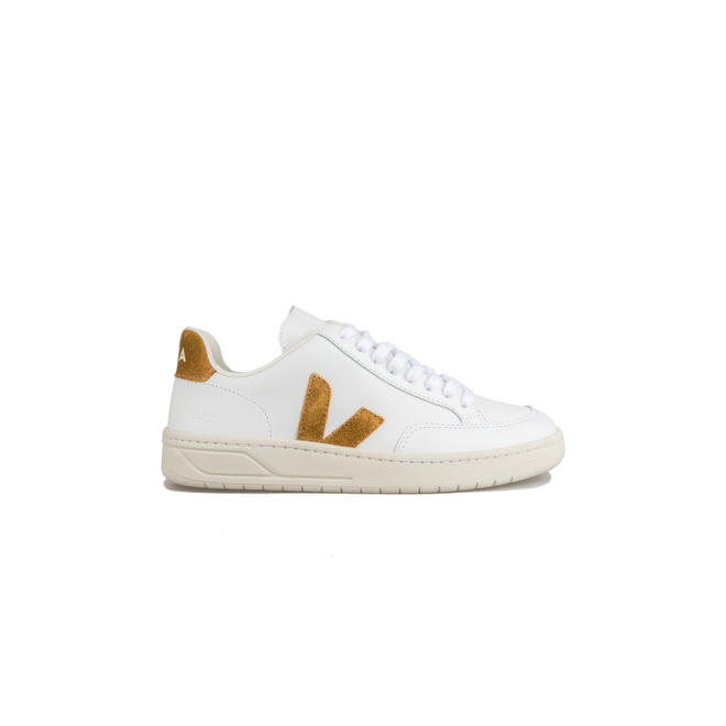 Veja V12 Extra White Camel