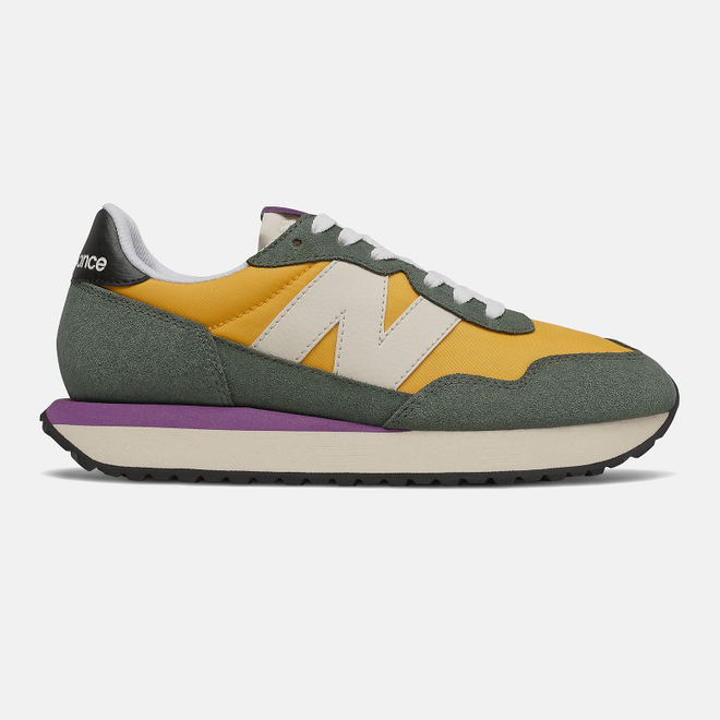 New Balance 237 - Team Gold with Black Spruce