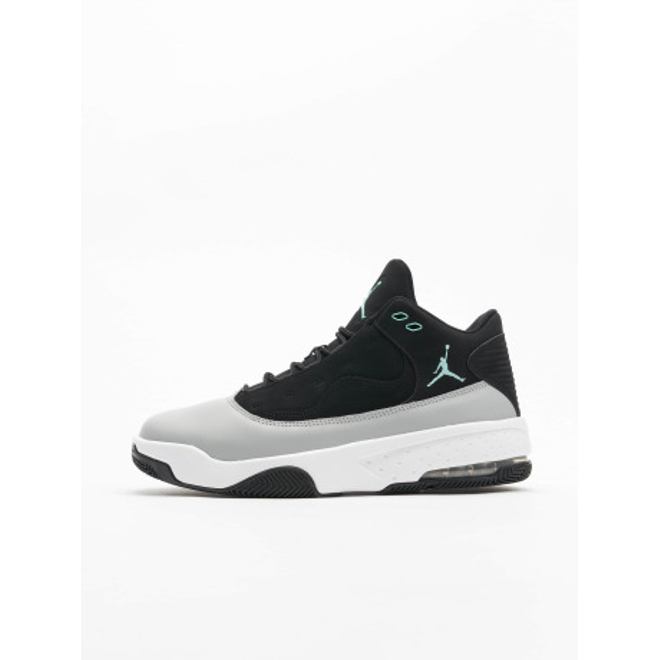 Jordan Max Aura 2