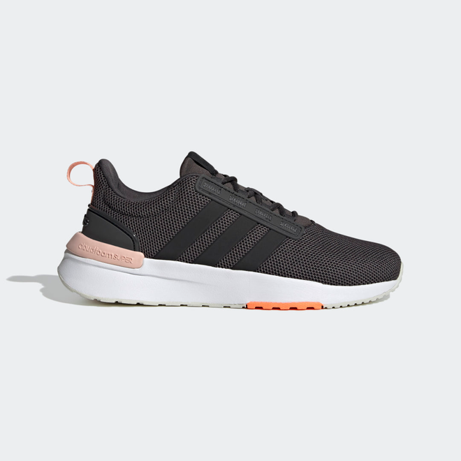 adidas Racer TR21