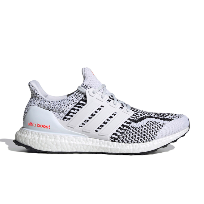 Adidas ultra best sale boost zebra