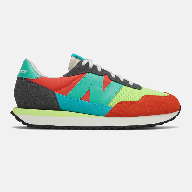New Balance 237 - Magnet with Ghost Pepper