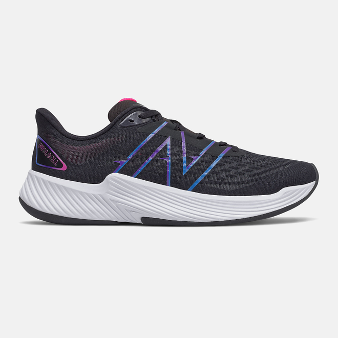 New Balance FuelCell Prism v2 - Black met Deep Violet | MFCPZLB2 |  Sneakerjagers