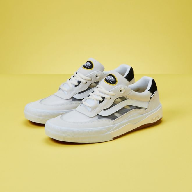 VANS Vans Family Wayvee Ltd