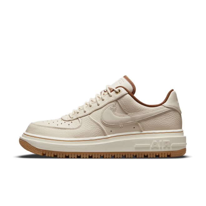 air force luxe in pearl nike