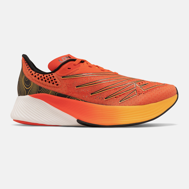 New Balance London Edition FuelCell RC Elite v2 Ghost Pepper met Habanero WRCELLN2