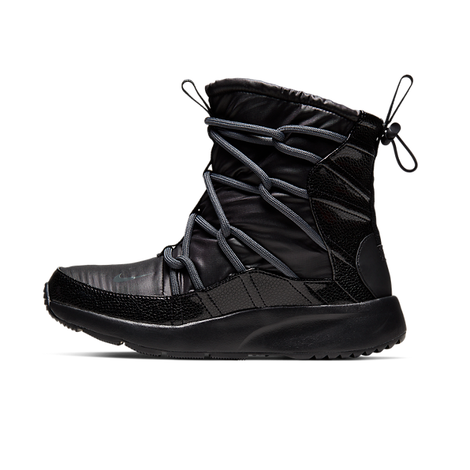 nike tanjun waterproof